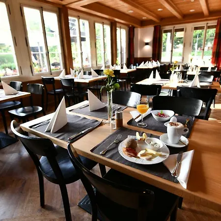 & Restaurant Sternen 4* Muri bei Bern