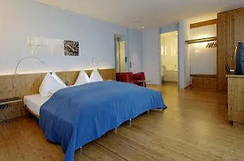 & Restaurant Sternen Szálloda 4*